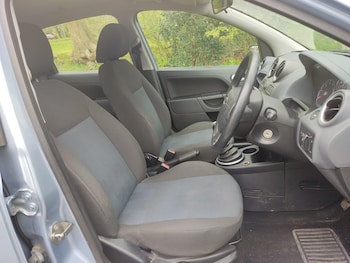 Used Ford Fiesta 2006 for sale - 79236461: Photo
