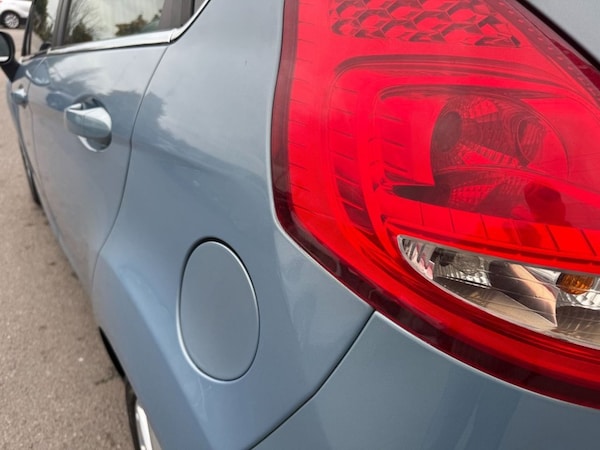 Used Ford Fiesta 2009 for sale - 76210866: Photo 10
