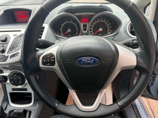 Used Ford Fiesta 2009 for sale - 76210866: Photo 13
