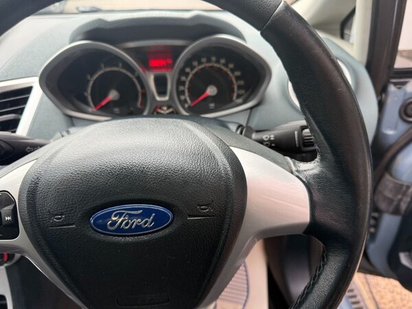 Used Ford Fiesta 2009 for sale - 76210866: Photo 14