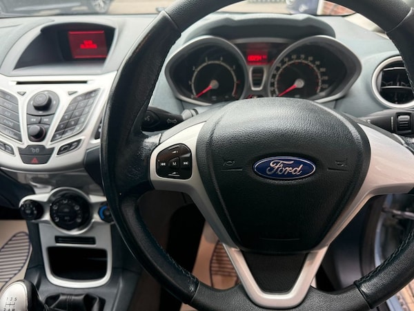 Used Ford Fiesta 2009 for sale - 76210866: Photo 15