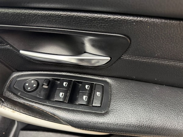 Used BMW 3 Series 2014 for sale - 76147787: Photo 21