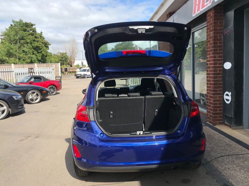 Used Ford Fiesta 2017 for sale - 76640468: Photo 10