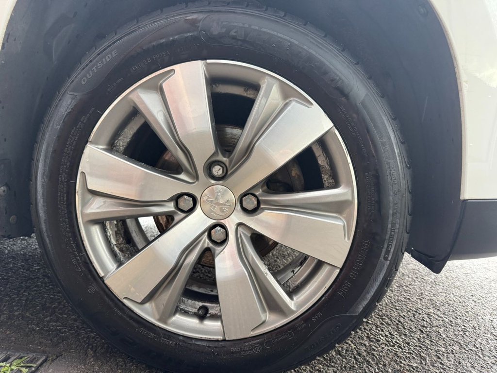 Used Peugeot 2008 2014 for sale - 78030379: Photo 29