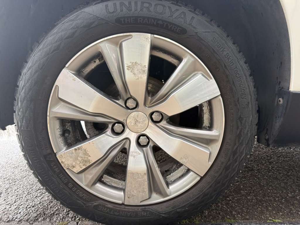 Used Peugeot 2008 2014 for sale - 78030379: Photo 30