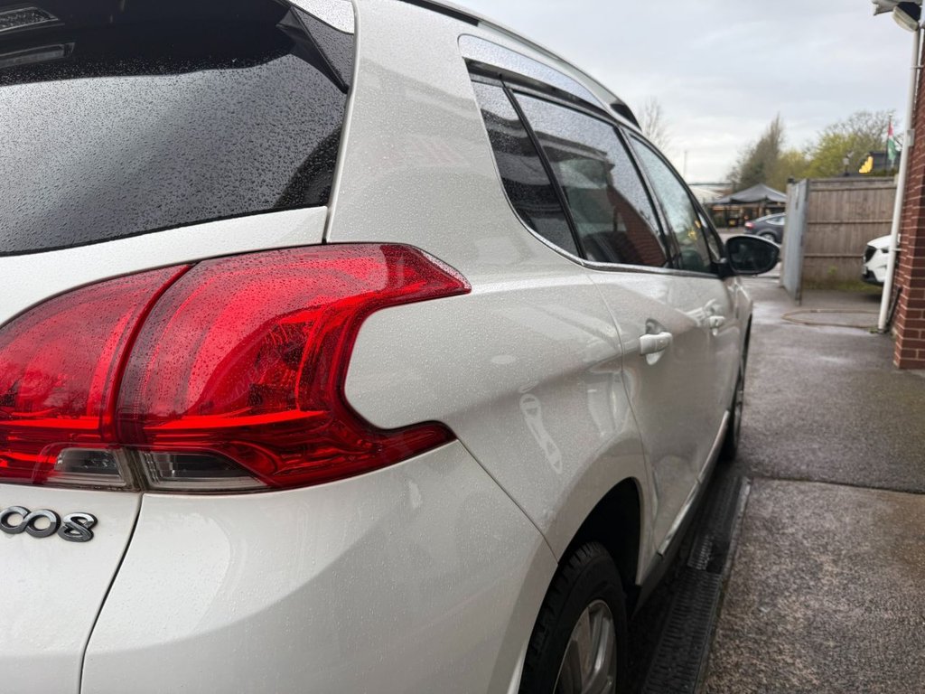 Used Peugeot 2008 2014 for sale - 78030379: Photo 8