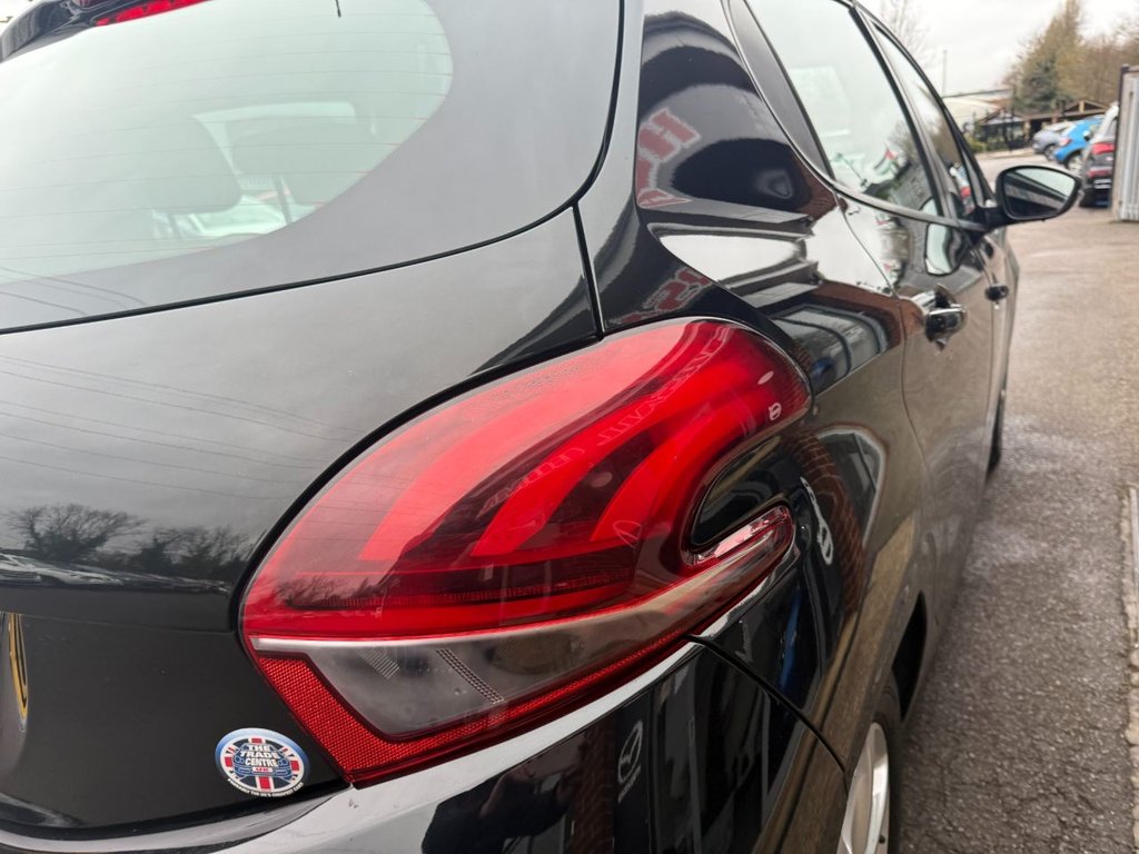 Used Peugeot 208 2015 for sale - 76711384: Photo 10