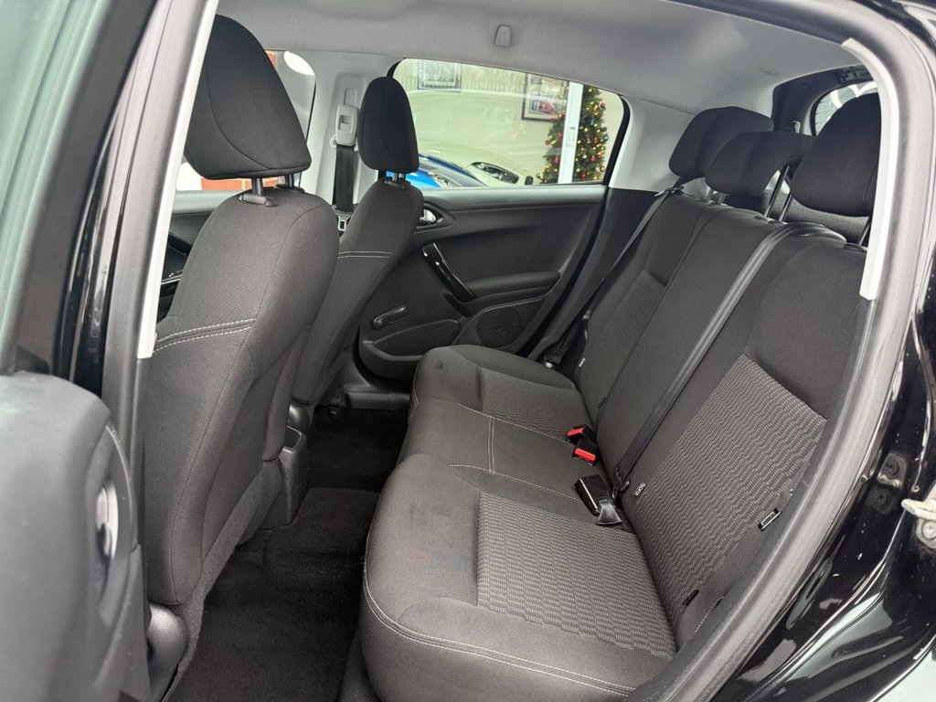 Used Peugeot 208 2015 for sale - 76711384: Photo 16