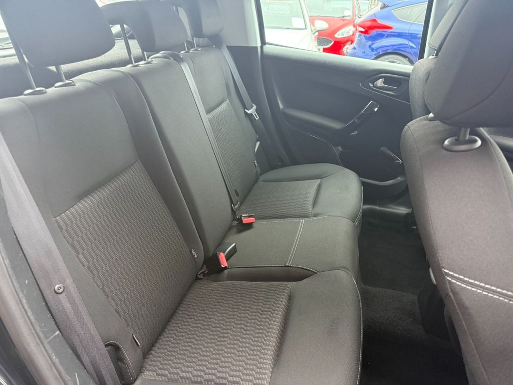 Used Peugeot 208 2015 for sale - 76711384: Photo 20