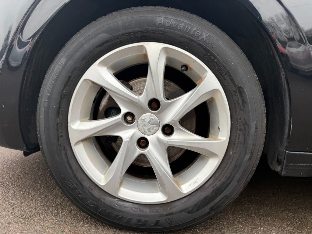 Used Peugeot 208 2015 for sale - 76711384: Photo 29