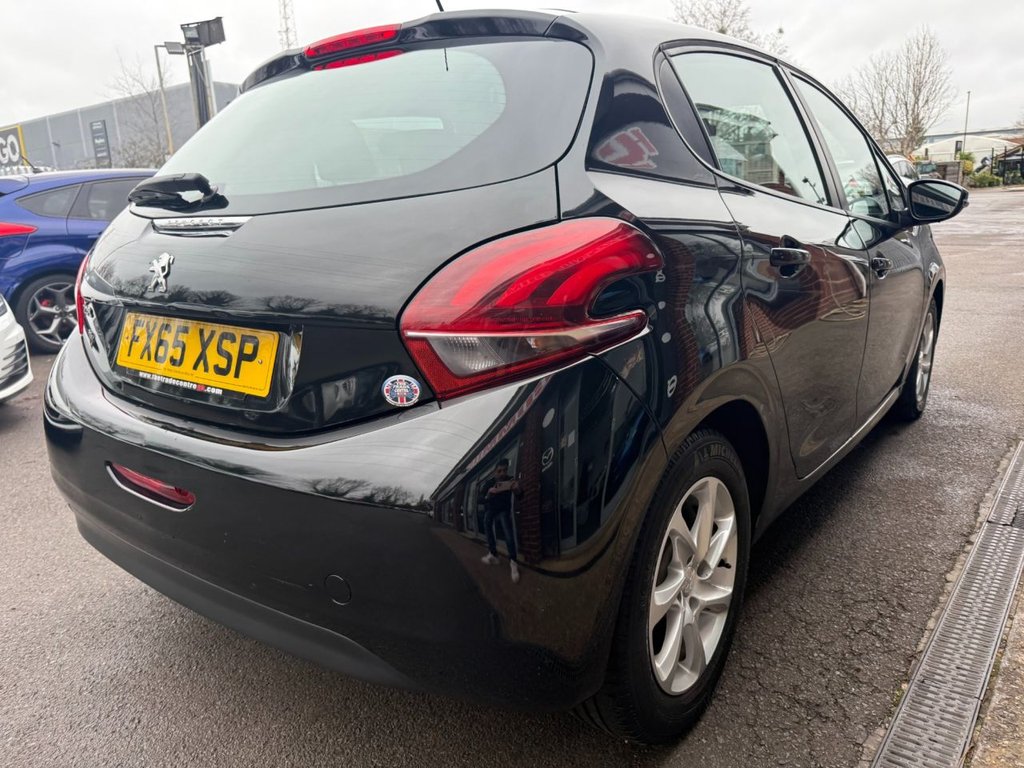 Used Peugeot 208 2015 for sale - 76711384: Photo 5