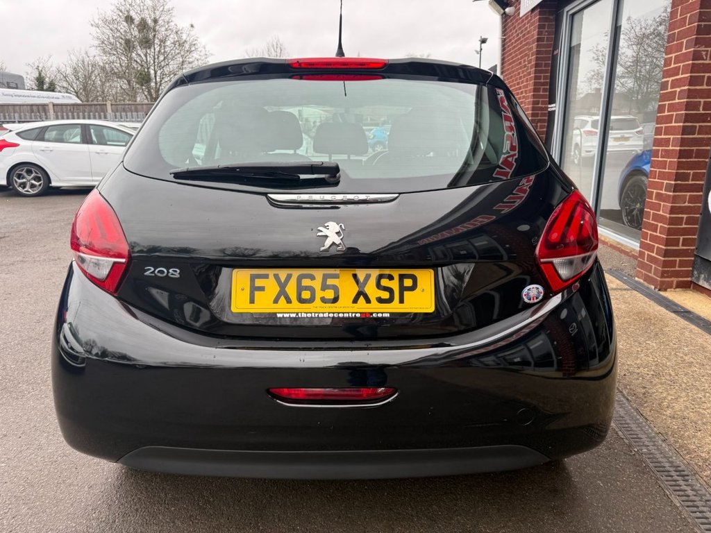 Used Peugeot 208 2015 for sale - 76711384: Photo 6
