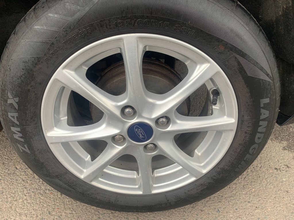 Used Ford Fiesta 2017 for sale - 76640476: Photo 14