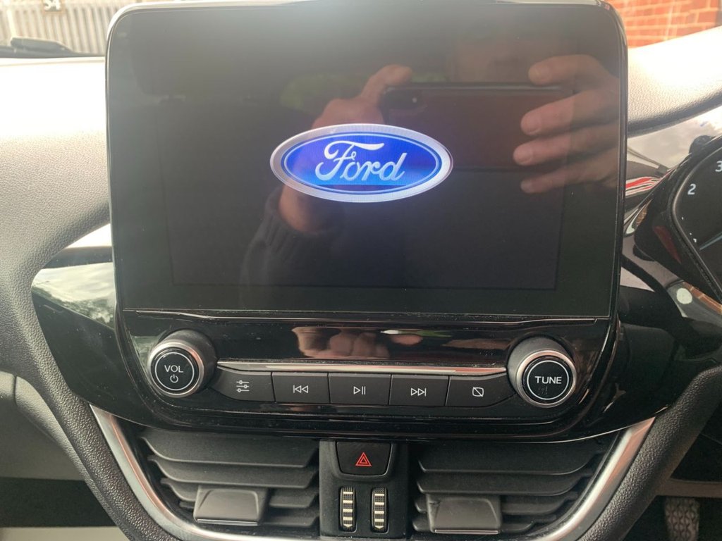 Used Ford Fiesta 2017 for sale - 76640476: Photo 19