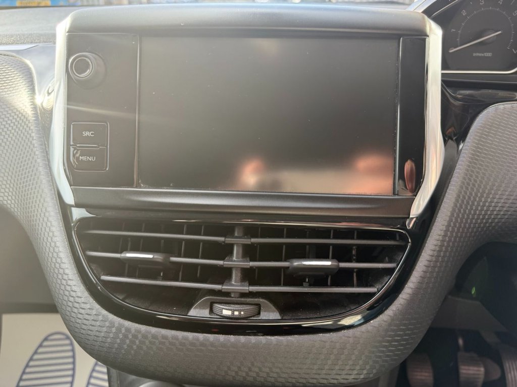 Used Peugeot 208 2015 for sale - 76640474: Photo 24