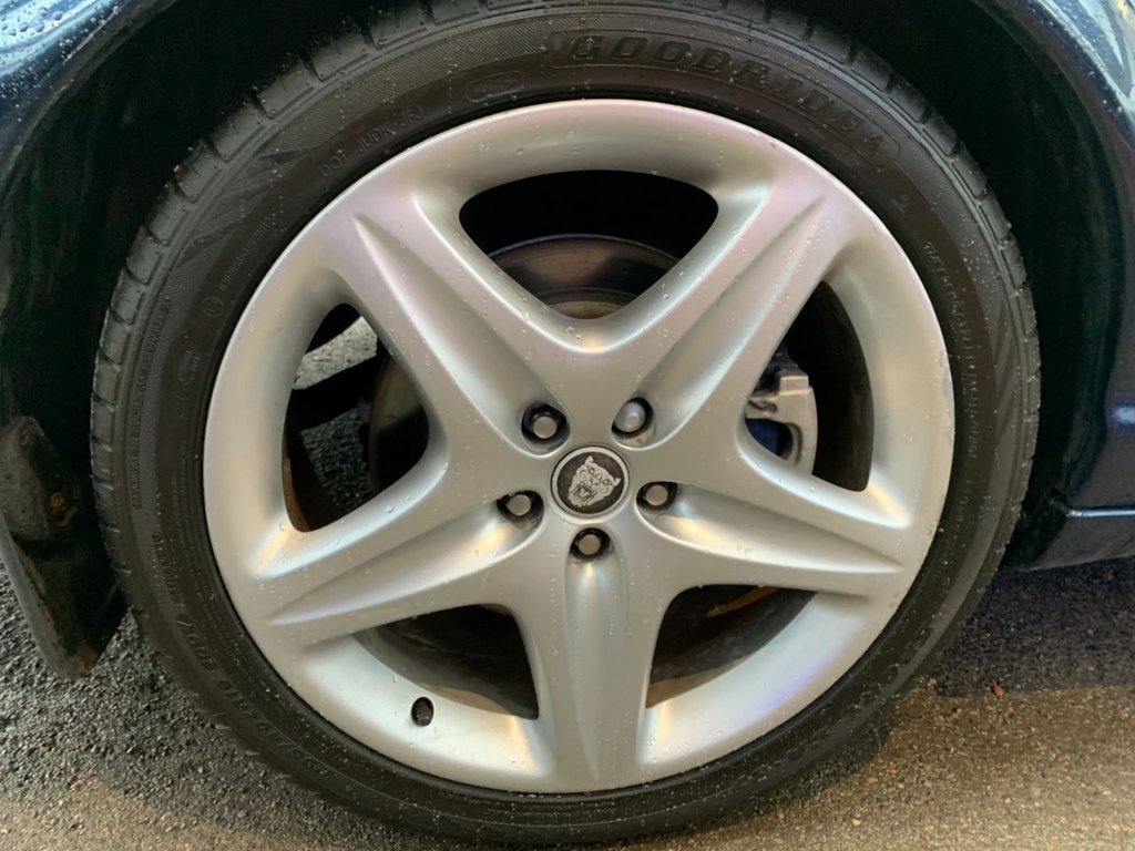 Used Jaguar XJ 2006 for sale - 76640470: Photo 11