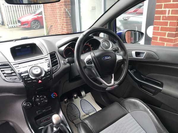 Used Ford Fiesta 2015 for sale - 75347136: Photo 13