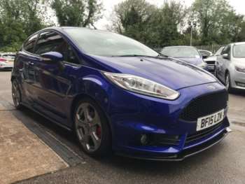 Used Ford Fiesta 2015 for sale - 75347136: Photo