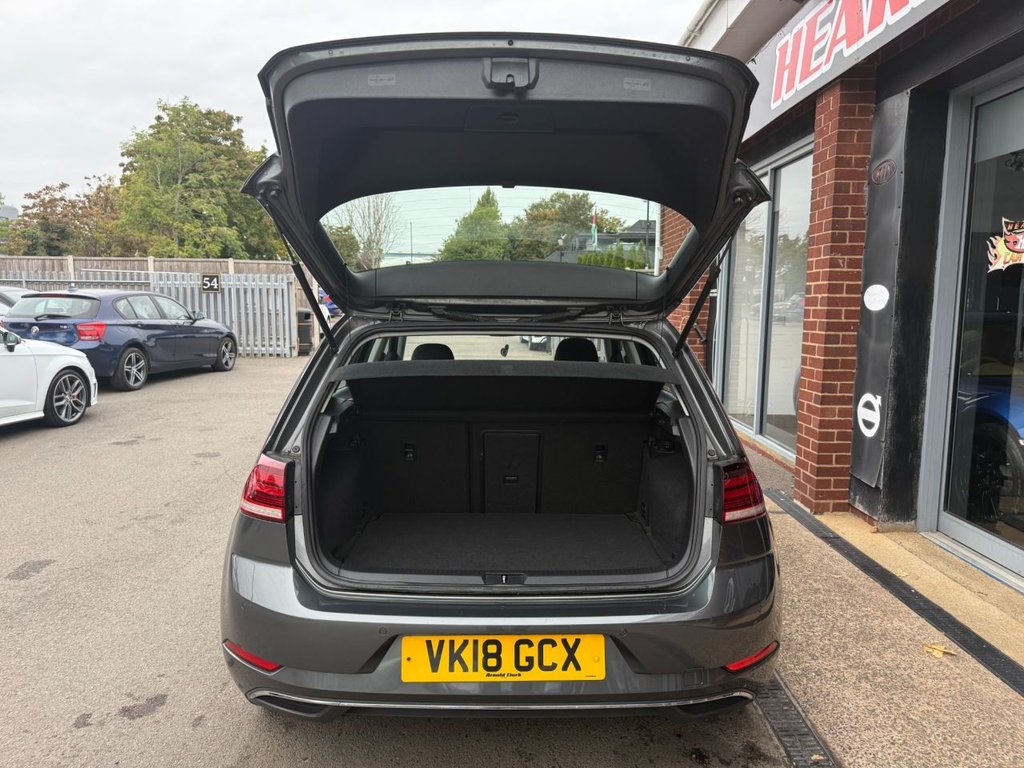 Used Volkswagen Golf 2018 for sale - 76640529: Photo 11