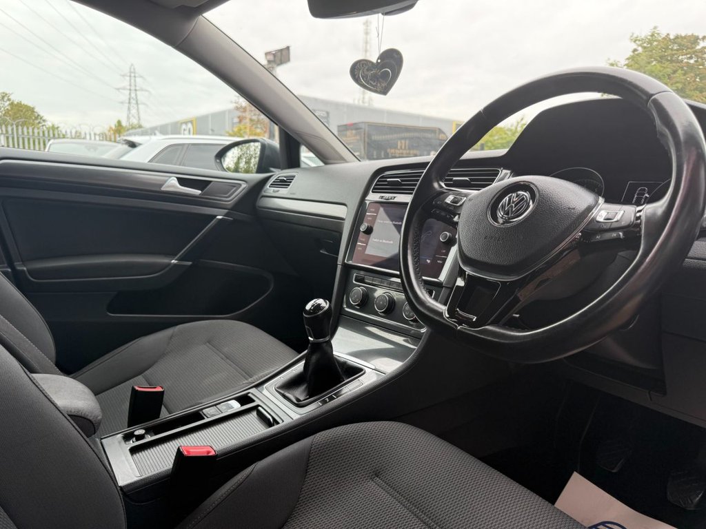 Used Volkswagen Golf 2018 for sale - 76640529: Photo 15