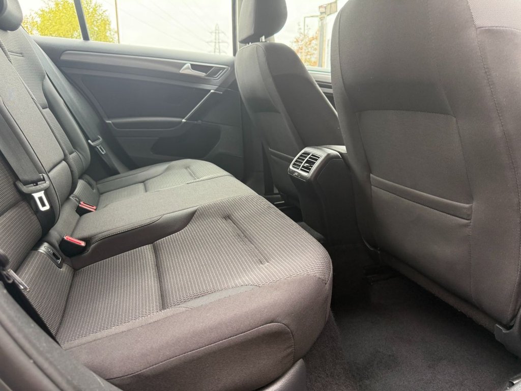 Used Volkswagen Golf 2018 for sale - 76640529: Photo 19