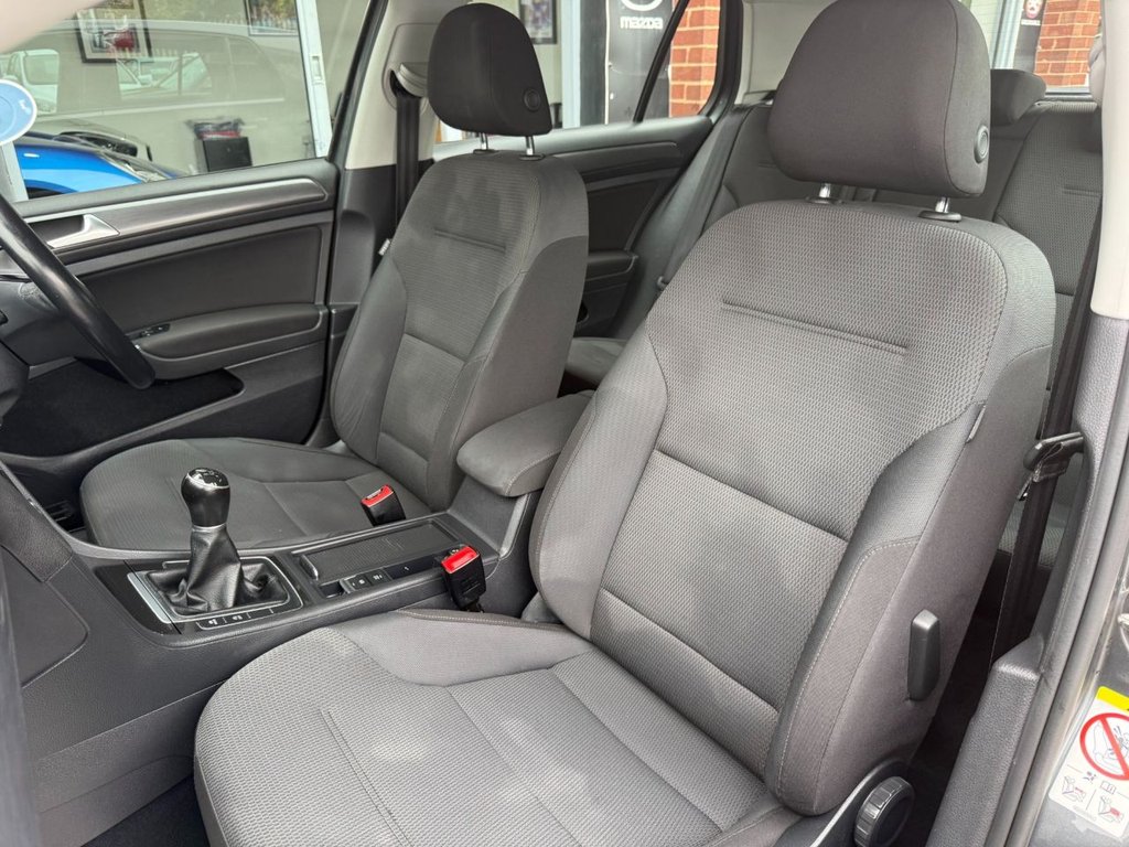 Used Volkswagen Golf 2018 for sale - 76640529: Photo 20