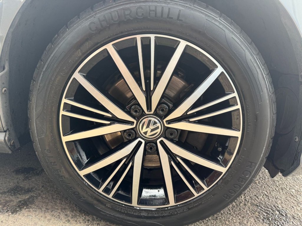 Used Volkswagen Golf 2018 for sale - 76640529: Photo 31