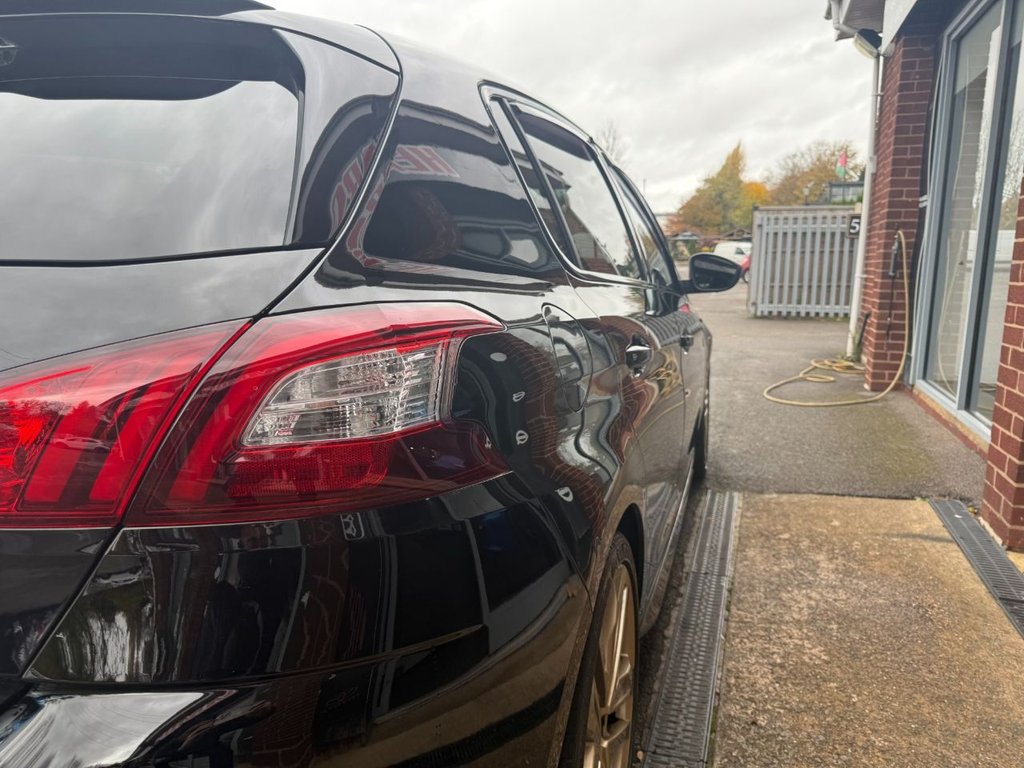 Used Peugeot 308 2017 for sale - 76640521: Photo 5