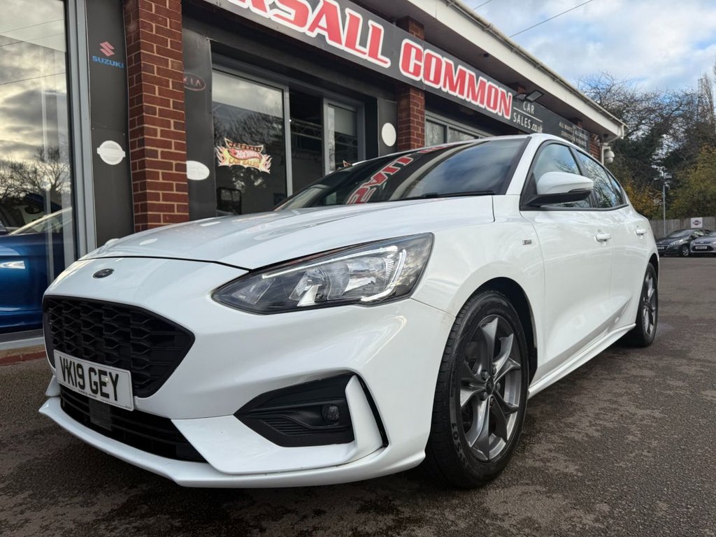 Used Ford Focus 2019 for sale - 76640525: Photo 3