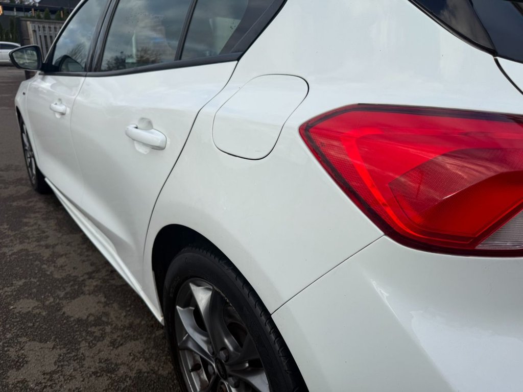 Used Ford Focus 2019 for sale - 76640525: Photo 9