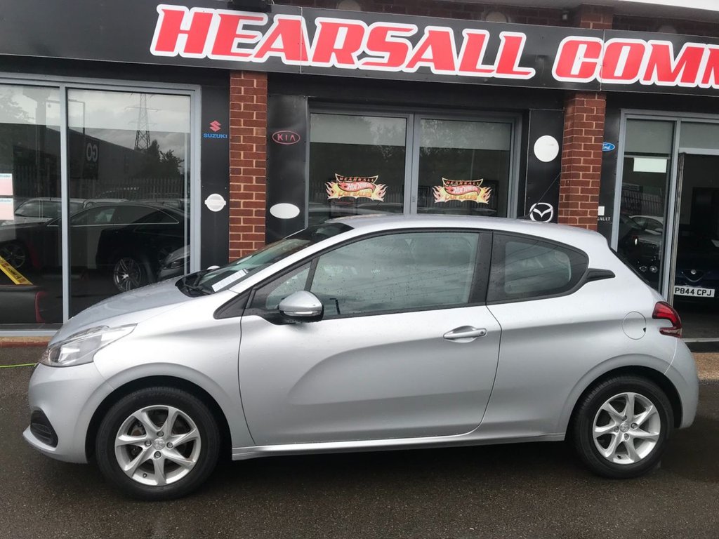 Used Peugeot 208 2016 for sale - 76640512: Photo 3