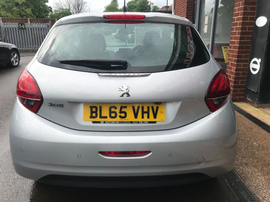Used Peugeot 208 2016 for sale - 76640512: Photo 5