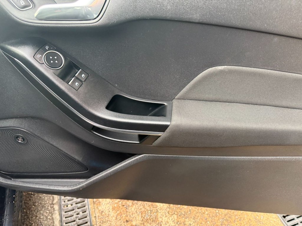 Used Ford Fiesta 2018 for sale - 76640496: Photo 21