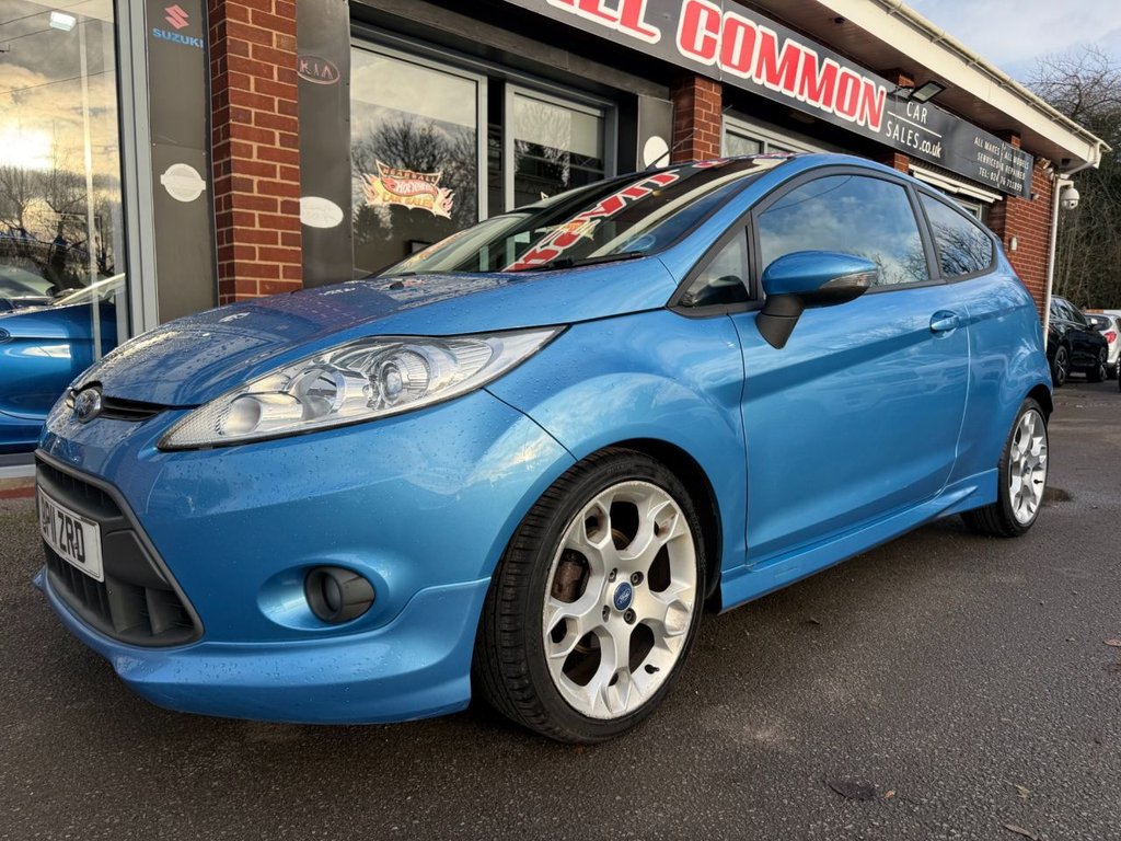 Used Ford Fiesta 2011 for sale - 76640494: Photo 2
