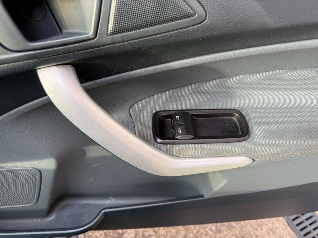 Used Ford Fiesta 2011 for sale - 76640494: Photo 21