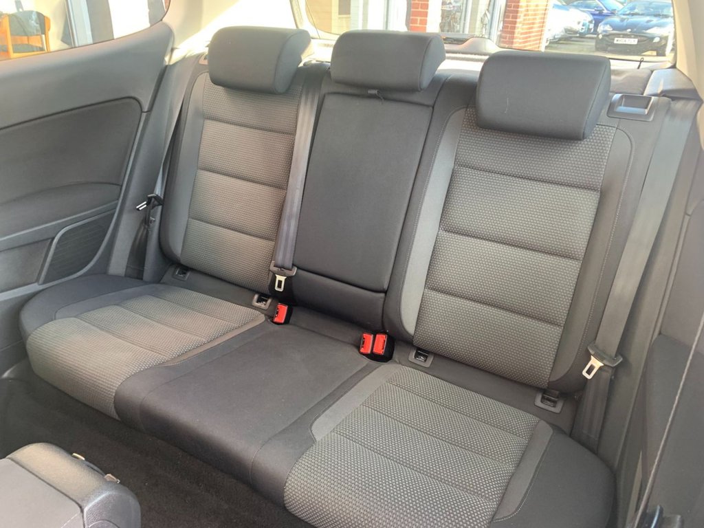 Used Volkswagen Golf 2009 for sale - 76640492: Photo 12