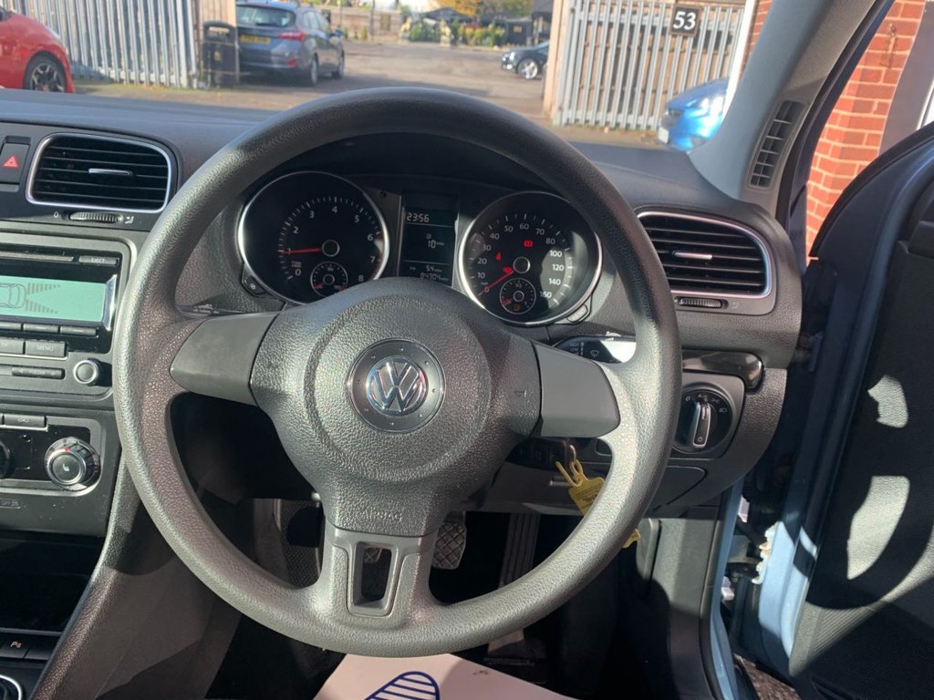 Used Volkswagen Golf 2009 for sale - 76640492: Photo 14