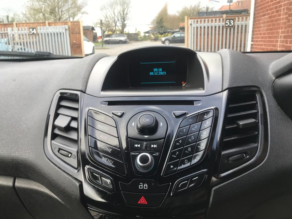 Used Ford Fiesta 2014 for sale - 76640488: Photo 17