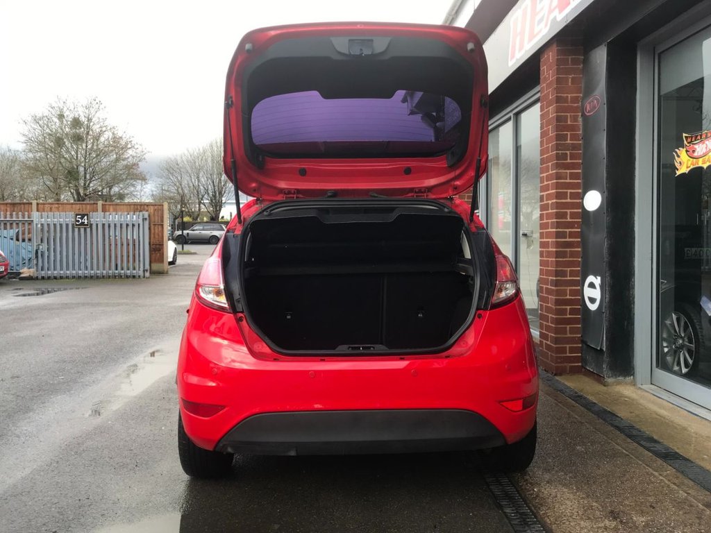 Used Ford Fiesta 2014 for sale - 76640488: Photo 8