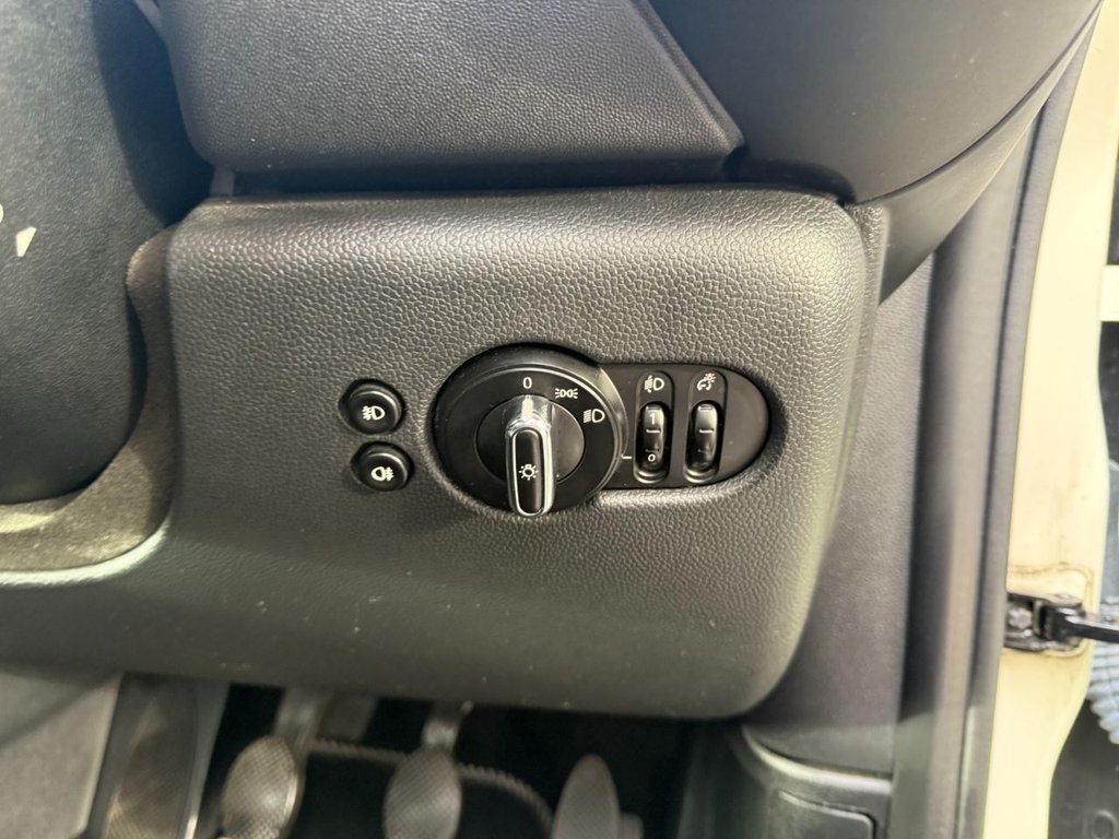 Used MINI Hatch 2015 for sale - 76640487: Photo 18