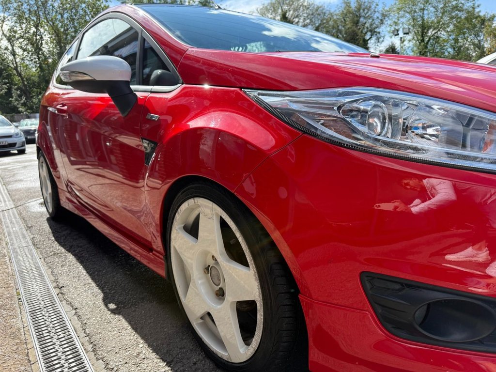 Used Ford Fiesta 2016 for sale - 76640545: Photo 11