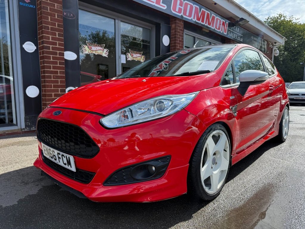 Used Ford Fiesta 2016 for sale - 76640545: Photo 3