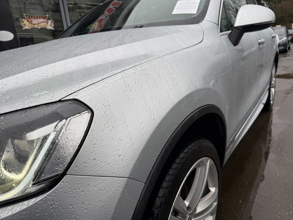 Used Volkswagen Touareg 2017 for sale - 77452017: Photo 13