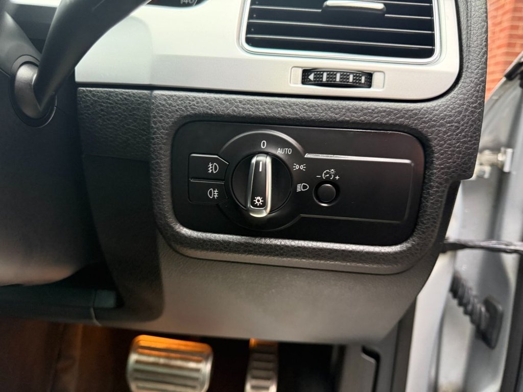 Used Volkswagen Touareg 2017 for sale - 77452017: Photo 17