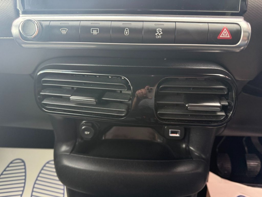 Used Citroen C4 Cactus 2016 for sale - 76640582: Photo 15