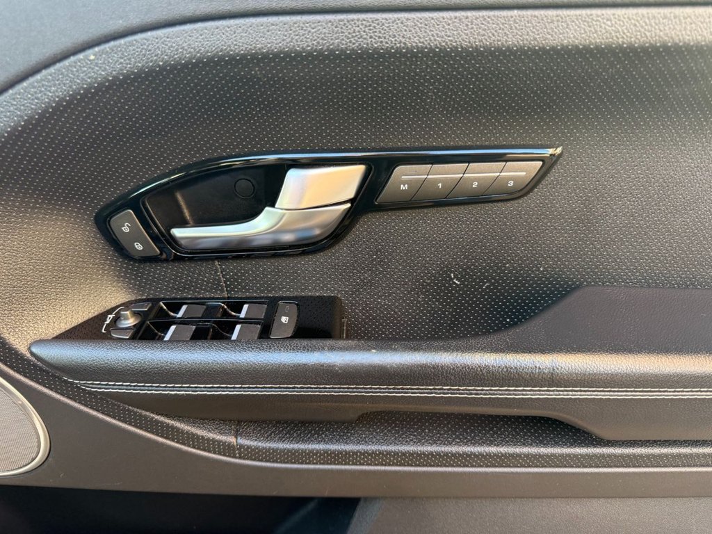 Used Land Rover Range Rover Evoque 2015 for sale - 76640579: Photo 24
