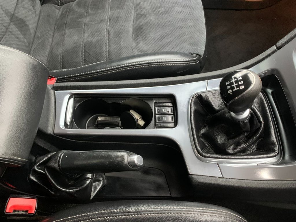 Used Ford Mondeo 2011 for sale - 76640577: Photo 16