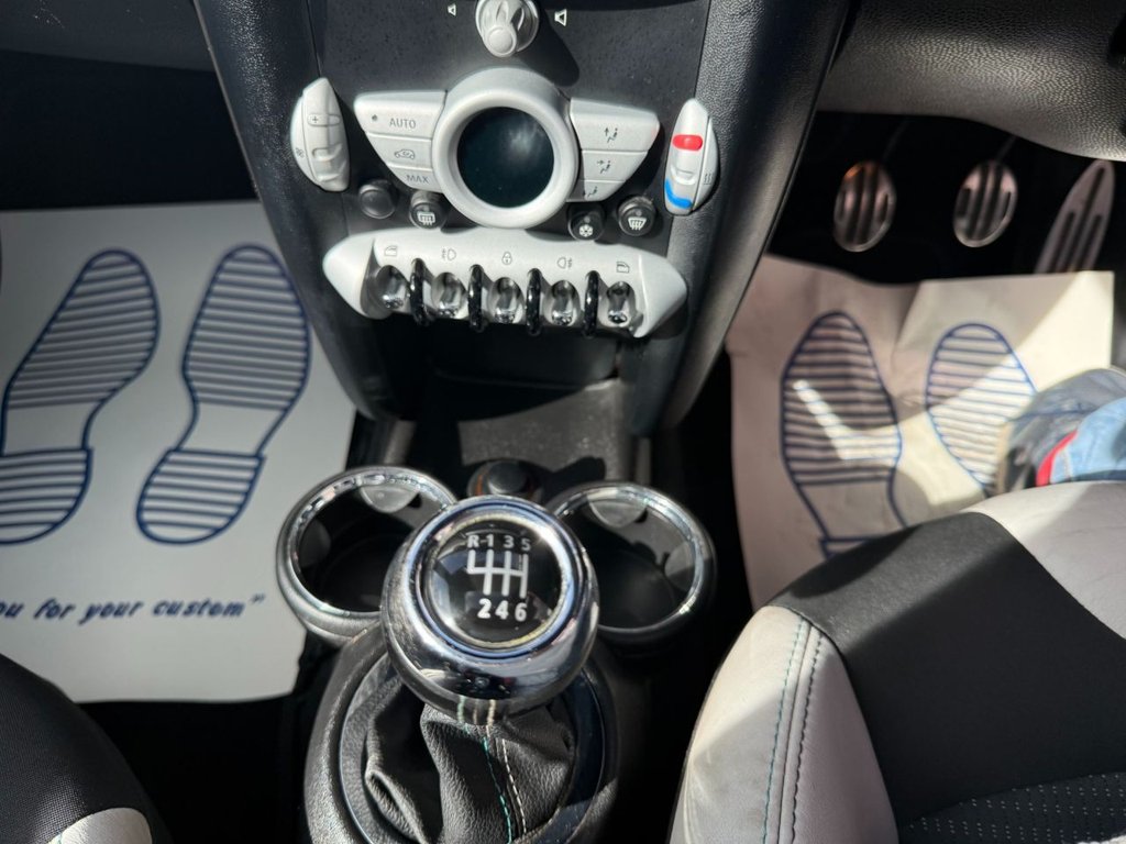 Used MINI Hatch 2010 for sale - 76640574: Photo 25