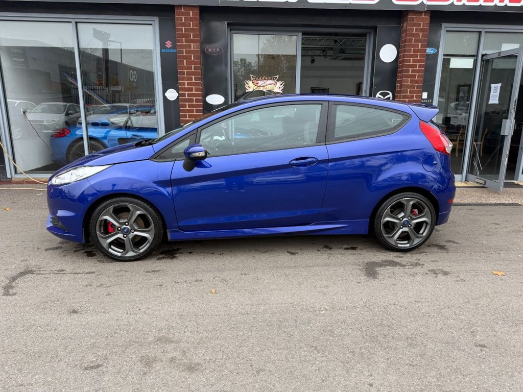 Used Ford Fiesta 2013 for sale - 76640569: Photo 12