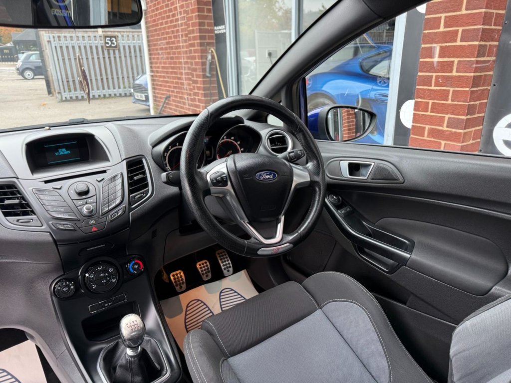 Used Ford Fiesta 2013 for sale - 76640569: Photo 22